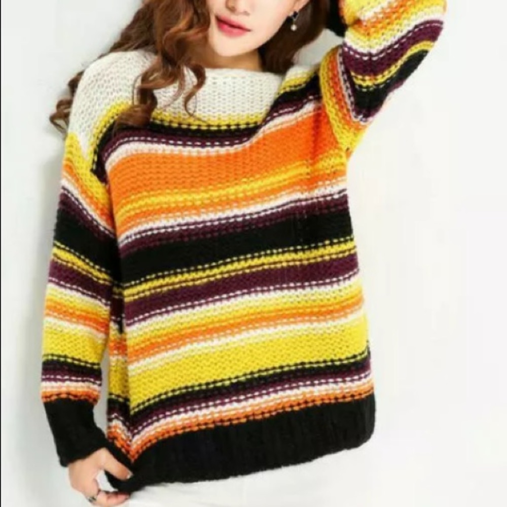 5 ⭐️ rated Alexis Sweater - Picture 8 of 8